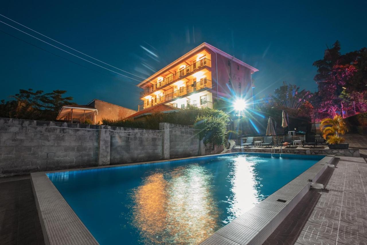 Santa Maria Hotel Entebbe Exterior photo