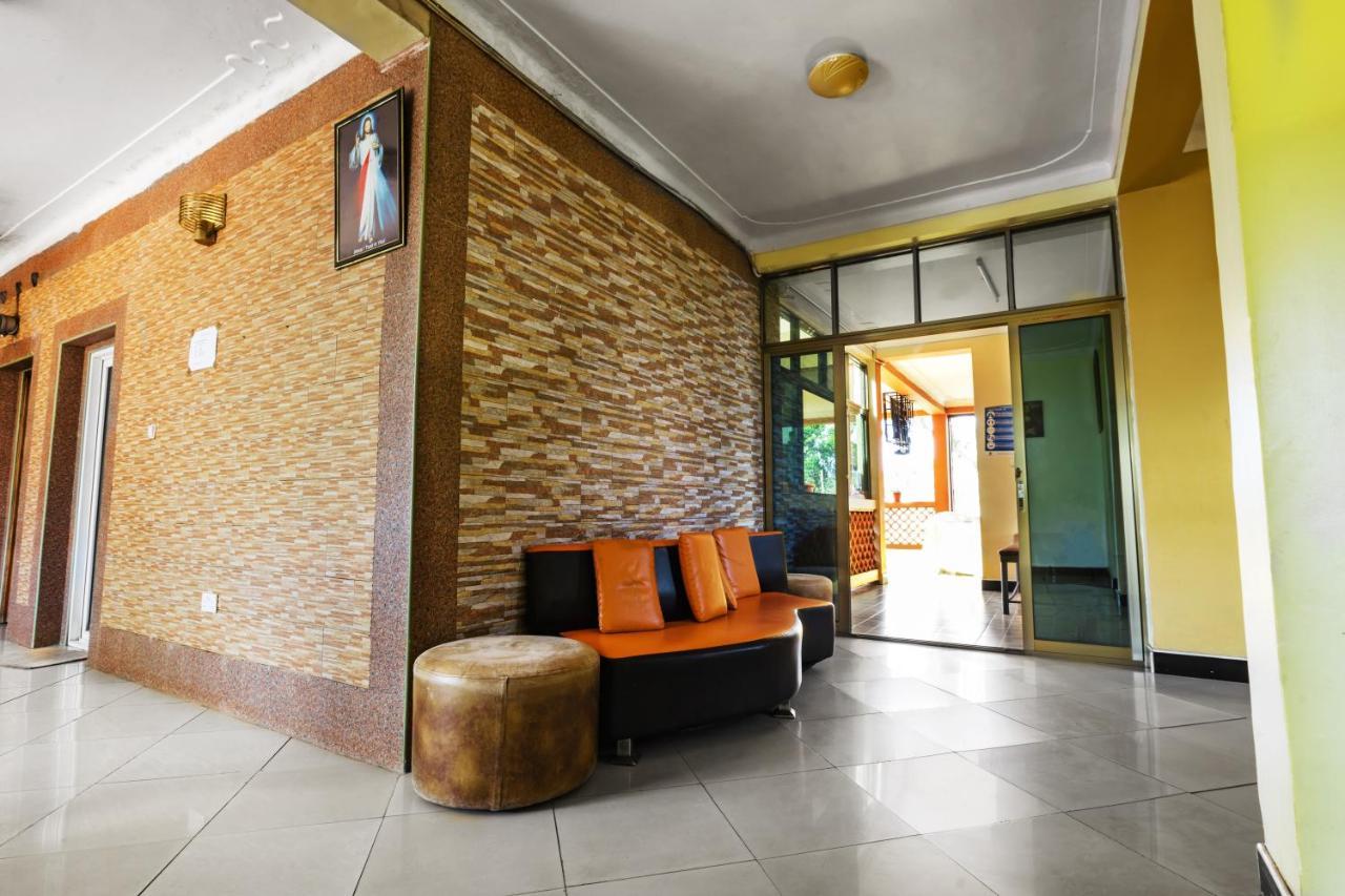 Santa Maria Hotel Entebbe Exterior photo